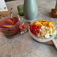 Blueberry Coconut Bircher Müsli and Immunbooster Tea at greenhouse Café & PopUp in Esslingen
