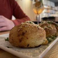 Knofi Brötchen   at Virtuous Pie in Cologne