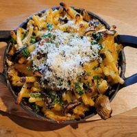 Mac'n Cheese Trüffel at Virtuous Pie in Cologne