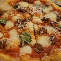 Pizza at Virtuous Pie in Cologne