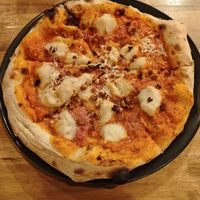 Pizza at Virtuous Pie in Cologne