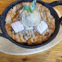 Warme skillet cookie at Virtuous Pie in Cologne