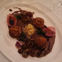 Falafel auf Hummus (alles selbstgemacht) at Liegl am Hiegl in Sankt Peter