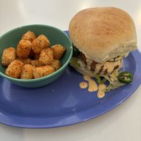 Build your own burger/sandwich with fried chicken patty #Veganuary at devil's lettuce in Richmond