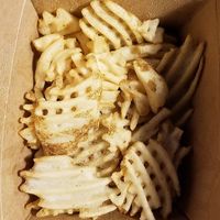 waffle fries at Tattooed Mom in Philadelphia