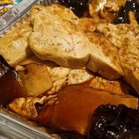 Tofu stufato con funghi e bambù at Ristorante Drago D'oro in Rovereto