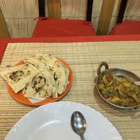 try the garlic naan. it’s delicious!!  at Shankara Vegis in Agra