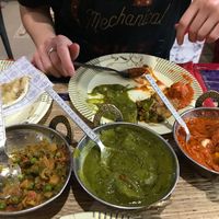 Garlic naan, mixed veg curry, spinach & potato curry & dum aloo at Shankara Vegis in Agra