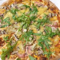 Quattro Stagioni at Pizza Ceasar in Leipzig