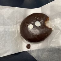 Portland cream at DEN - Voodoo Doughnut - Concourse B in Denver