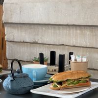 Bocadillo y te rojo en la terraza de mala leche  at Mala Leche in Malaga