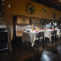 Tables at Hawaiiowan Cafe in Burlington