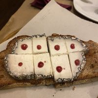 Tosta de queso con mermelada de higos   at Vega 10 in Sevilla