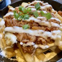 Yuca-tan vegano. (Yuca frita con pulled jackfruit y queso cheddar vegano)  at Baka Vieja in Castro Urdiales