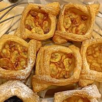  at Morris Bakery in Komatsu