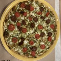 Pizza pesto  at Mundo Vegan in Barcelona