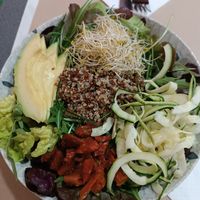Salad at Mundo Vegan in Barcelona