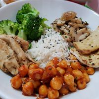 No chicken bowl at Mundo Vegan in Barcelona