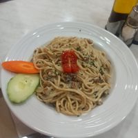 Pasta carbonara at Mundo Vegan in Barcelona