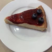 Cheesecake  at Mundo Vegan in Barcelona