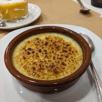 Vegan crema catalana  at Mundo Vegan in Barcelona