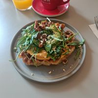 Vegan waffle at Lulat in Valencia