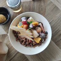 Porridge with fruits and sorbet ice cream at Sasatorn Coffee in Koh Samui