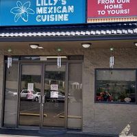 Inviting storefront with plenty of parking at Lilly's Mexican Cuisine in Roseburg