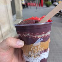 Another different custom bowl at Oakberry - Valencia in Barcelona