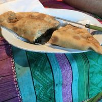 empanada de espinaca vegan  at Tú y yo in Algarrobo