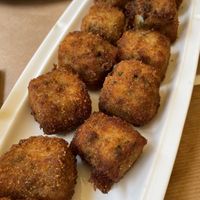 Croquetas veganas  at Agora  in Llanes