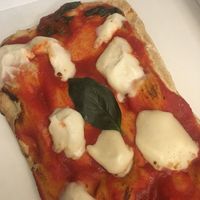 Vegan pizza at Otivm Bar in Padua