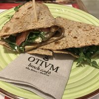 Piadina integrale Sfiziosa (tofu,porcini,rucola,pomodoro,mayo veg)  at Otivm Bar in Padua