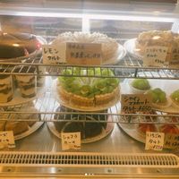 vegan cakes at PetitBaril in Otaru