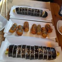 Kimbap y gimmari at Maru in Recoleta