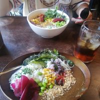 Curry vegano at Momotaro Foods in Santiago