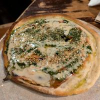 Pesto pita with tofu instead of cheese at Salterio in Barcelona