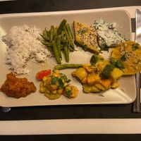 Geweldige smaaksensaties op het bord. Love it 🥰   at Lowcat Kitchen in Castenray