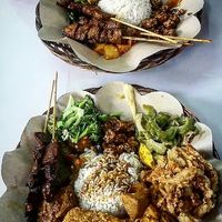 Can you hear the angels singing? da da da daaa at Kehidupan Tidak Pernah Berakhir in Bandung