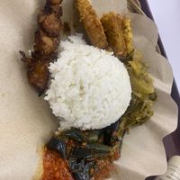 Paket sehat komplit, nasi putih*sayur pilih sendiri+susu kacang   at Kehidupan Tidak Pernah Berakhir in Bandung