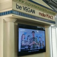 Food education at Kehidupan Tidak Pernah Berakhir in Bandung