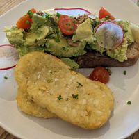 Vegan option Avo Smash with hash browns at The Rogue & Rascal in Port Lincoln
