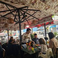 Flowery awnings. at Sem Horas in Setubal