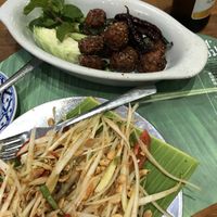   at ros'niyom in Bangkok