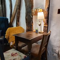 Beautifully lit room at King Alfred's Kitchen in Shaftesbury