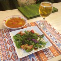 goulash, salad and wine at Loving Hut - Hairlatte in Busan