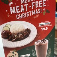 Plant based menu   at SIN - Heavenly Wang - T1 Transit in East Singapore