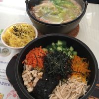 Taiwanese bi bim bap (bottom), miso hot pot (top), and rice at Loving Hut 愛家 - QingZhong St in Tainan