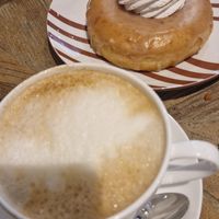 Donut de manzana at VegAmazing Doughnuts - Tirso de Molina in Madrid