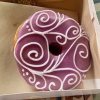 Lavanda y limón   at VegAmazing Doughnuts - Tirso de Molina in Madrid